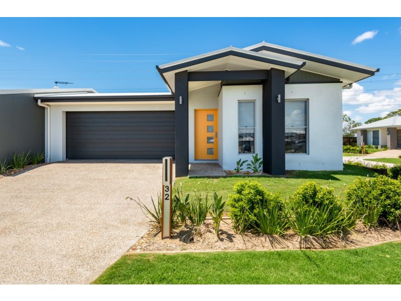 32 Gilvear Crescent, Strathpine QLD 4500