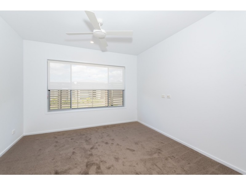32 Gilvear Crescent, Strathpine QLD 4500