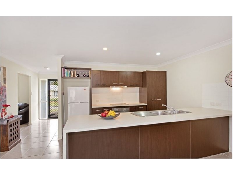 3 Elle Court, Cashmere QLD 4500