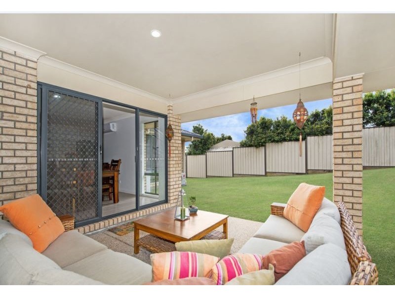 3 Elle Court, Cashmere QLD 4500