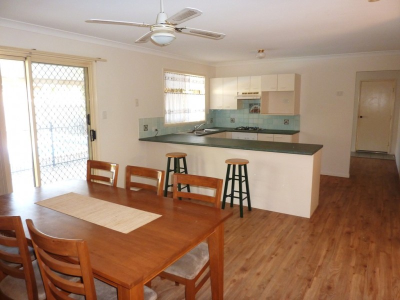 13 Paramount Drive, Warner QLD 4500