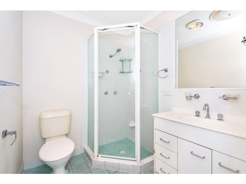 13 Paramount Drive, Warner QLD 4500