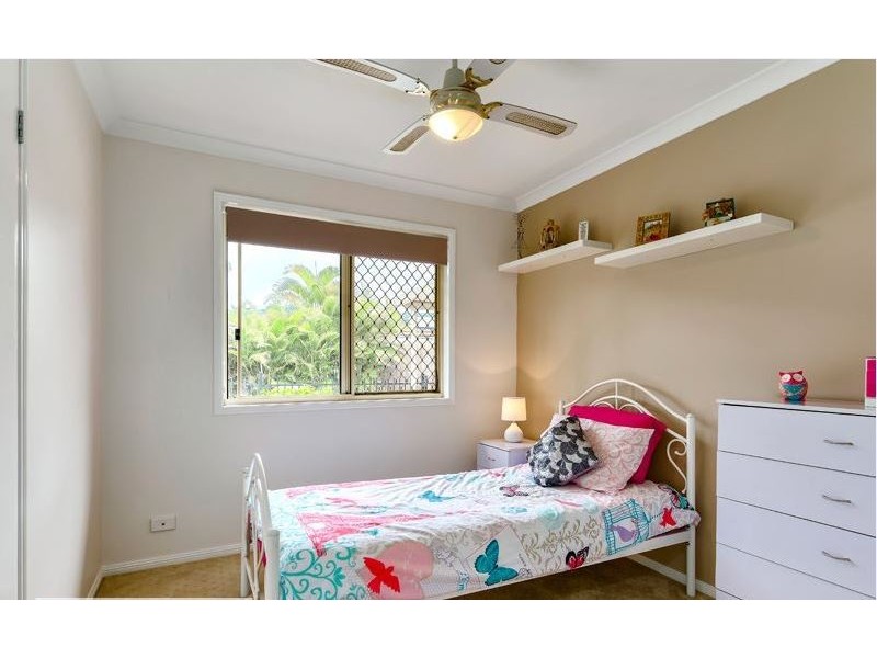 13 Paramount Drive, Warner QLD 4500