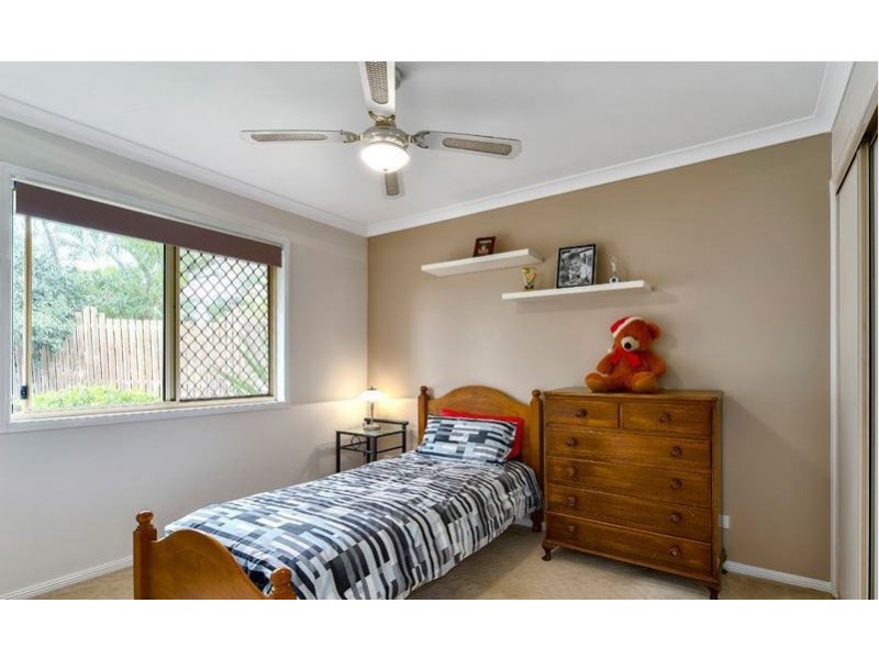 13 Paramount Drive, Warner QLD 4500