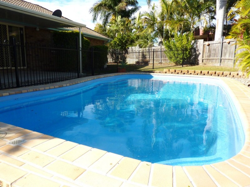 13 Paramount Drive, Warner QLD 4500