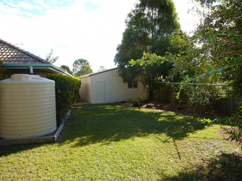 13 Paramount Drive, Warner QLD 4500