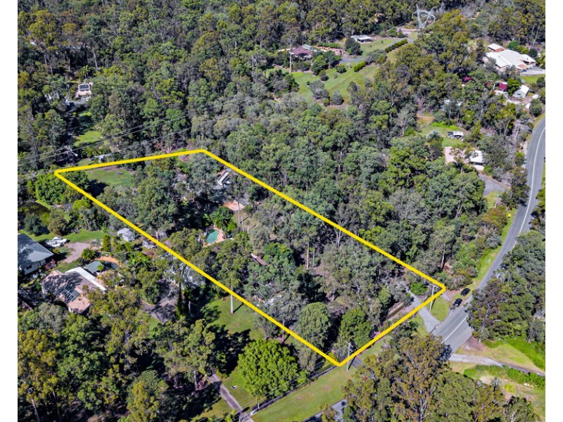 25 Beech Drive, Cashmere QLD 4500