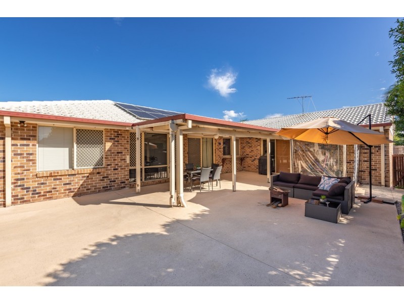 11 Queen Elizabeth Drive, Eatons Hill QLD 4037