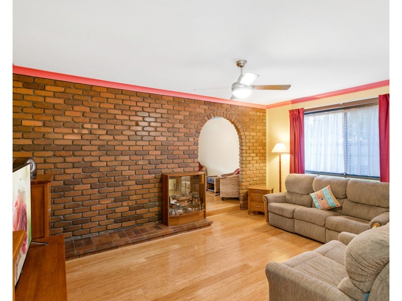 70 Colonial Drive, Lawnton QLD 4501