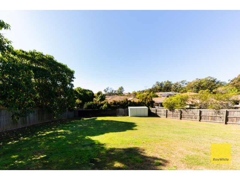 8 Luke Court, Cashmere QLD 4500