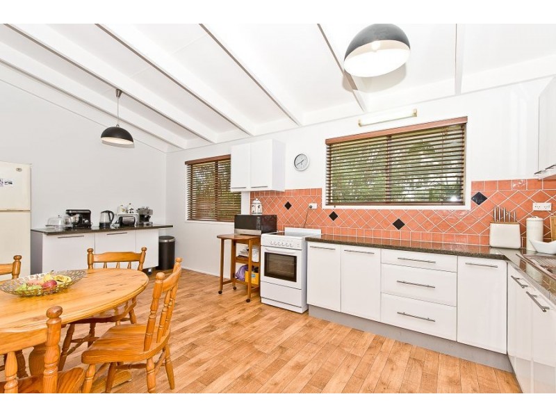 2 Bodiam Court, Strathpine QLD 4500