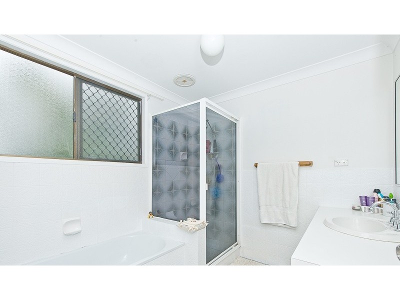 2 Bodiam Court, Strathpine QLD 4500