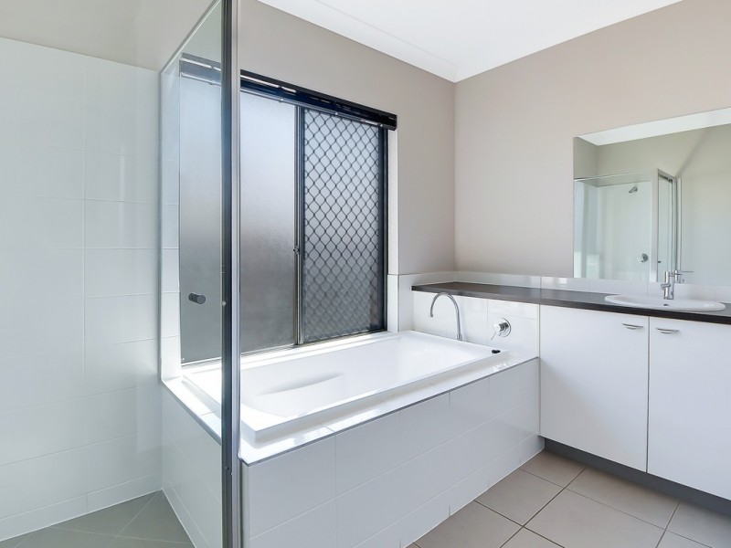 6 Craigavon Street, Warner QLD 4500