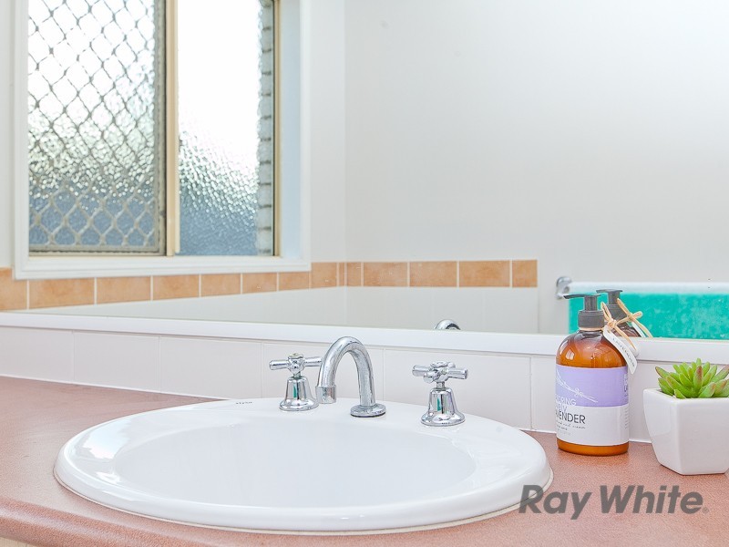 33 Oakwood Road, Warner QLD 4500