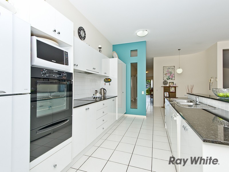 52 Oakwood Road, Warner QLD 4500