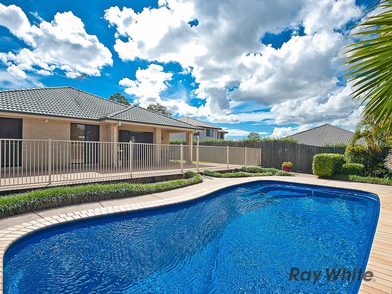 52 Oakwood Road, Warner QLD 4500