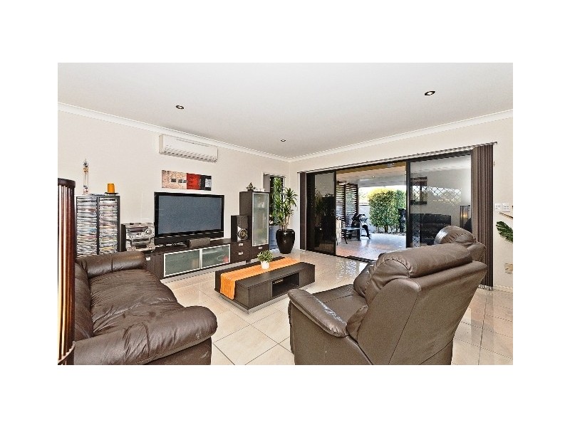 5 Webster Court, Petrie QLD 4502