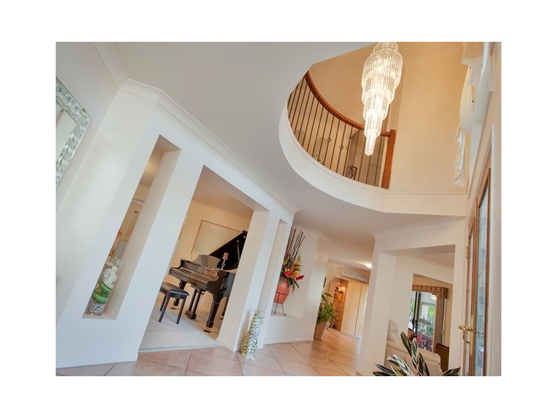 1 Handel Court, Eatons Hill QLD 4037