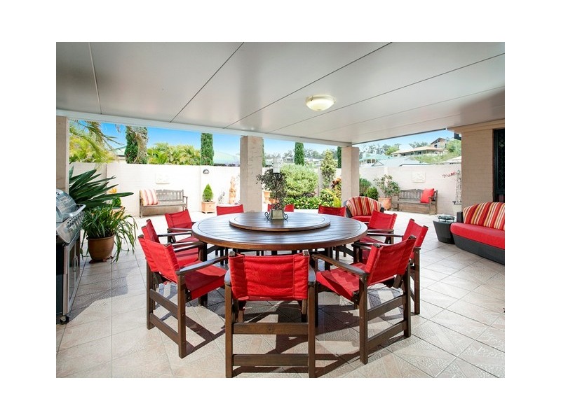 1 Handel Court, Eatons Hill QLD 4037