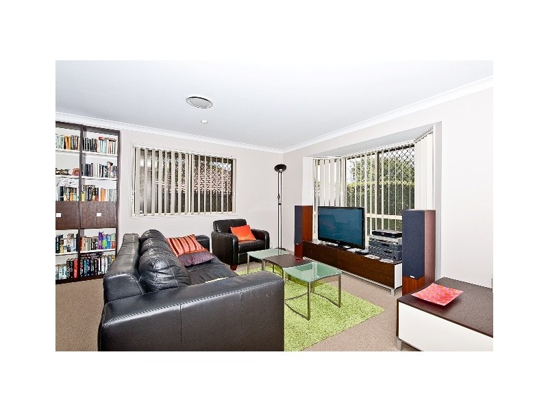 13 Silvereye Cres, Albany Creek QLD 4035