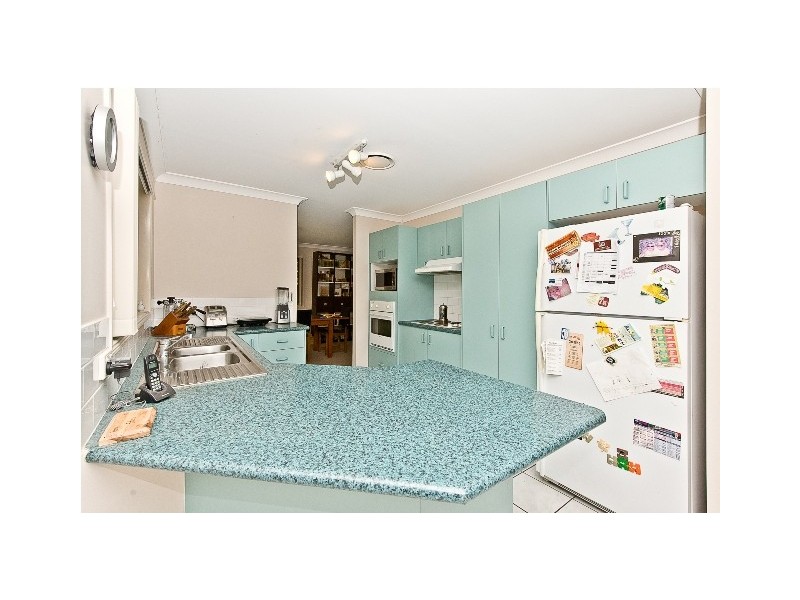 13 Silvereye Cres, Albany Creek QLD 4035