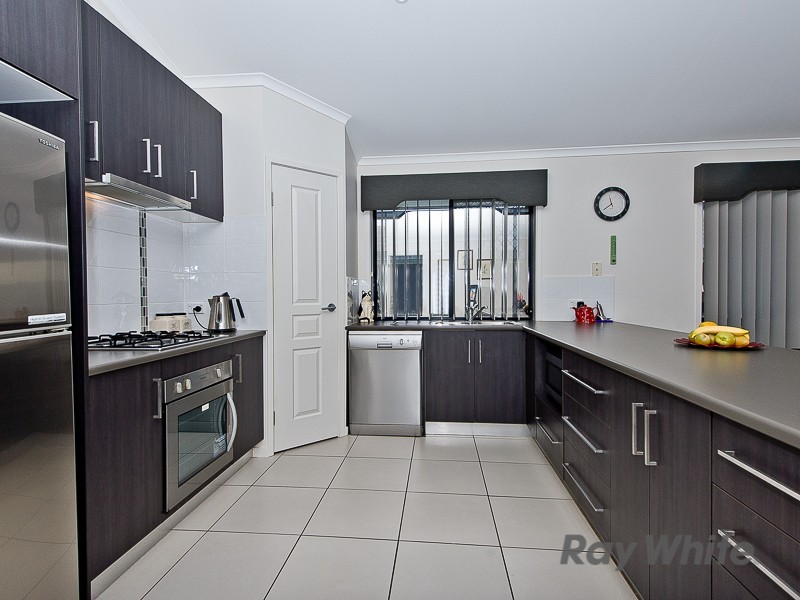 34 Ballyalla Crescent, Warner QLD 4500