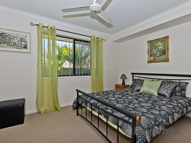 34 Ballyalla Crescent, Warner QLD 4500