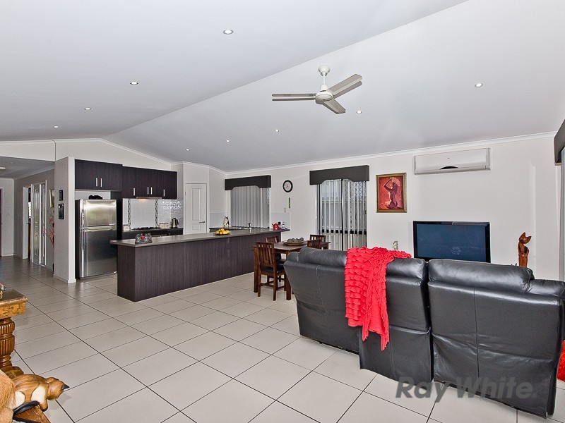 34 Ballyalla Crescent, Warner QLD 4500