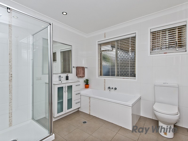 3 Sonoma Court, Cashmere QLD 4500