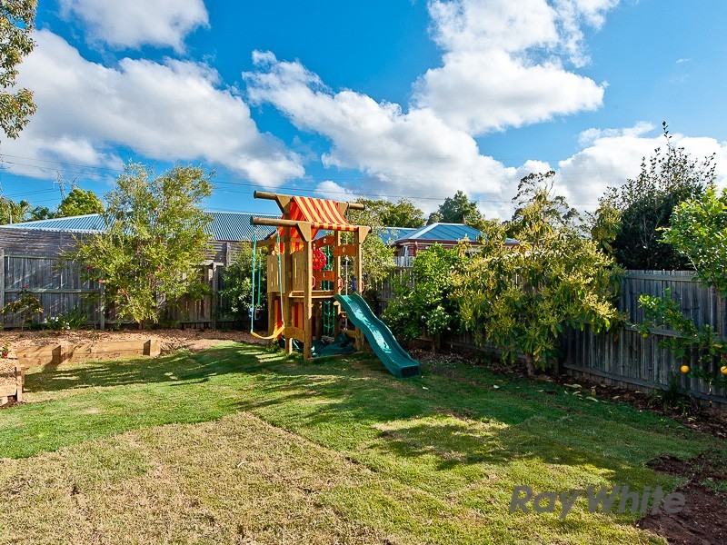 3 Sonoma Court, Cashmere QLD 4500