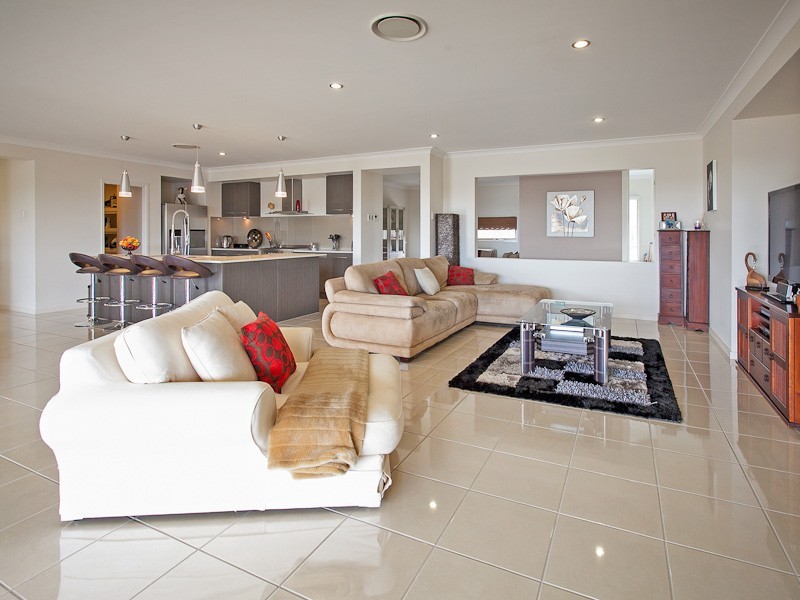 18 Mcillwraith Road, Joyner QLD 4500