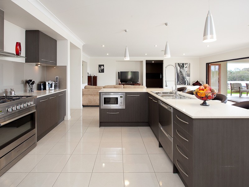 18 Mcillwraith Road, Joyner QLD 4500