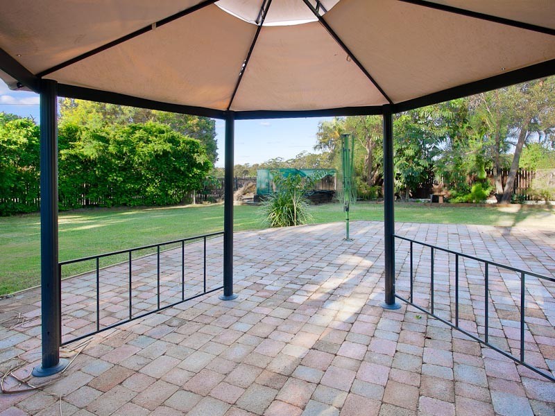 8 Wairoa Drive, Strathpine QLD 4500