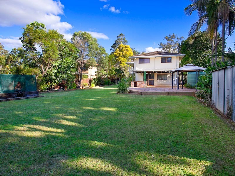 8 Wairoa Drive, Strathpine QLD 4500