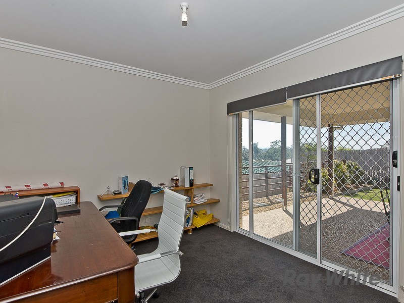 8 Homeland Crescent, Warner QLD 4500