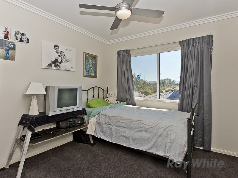 8 Homeland Crescent, Warner QLD 4500