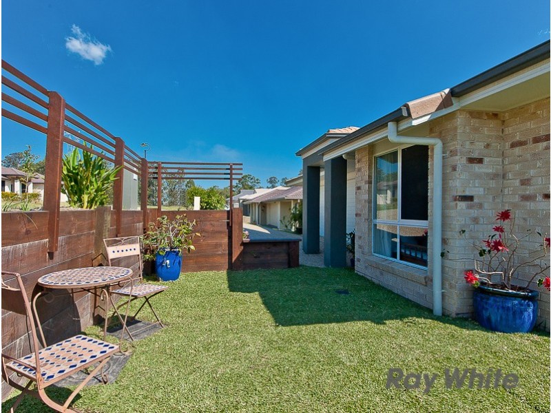 8 Homeland Crescent, Warner QLD 4500