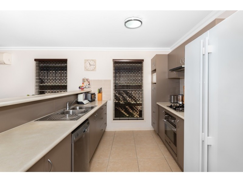 14 Winlock Circuit, Warner QLD 4500