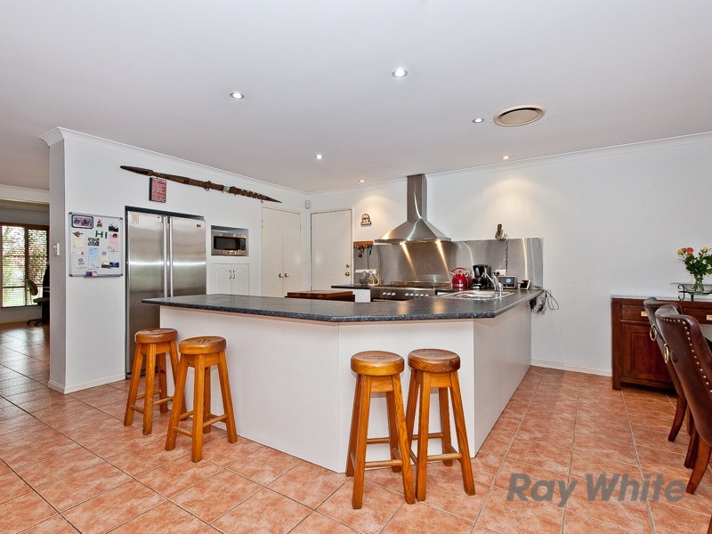 10 Links Crescent, Joyner QLD 4500