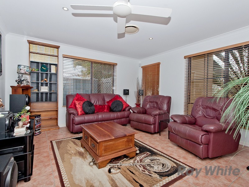 10 Links Crescent, Joyner QLD 4500