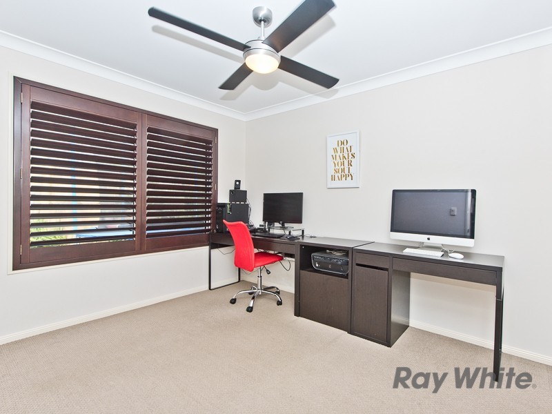 21 Moor Circuit, Warner QLD 4500