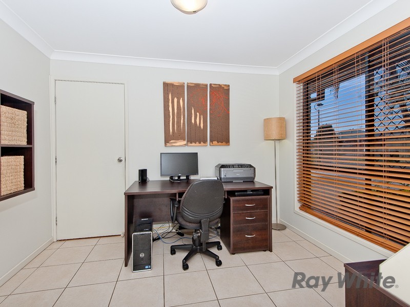 42 Lacewood Circuit, Warner QLD 4500