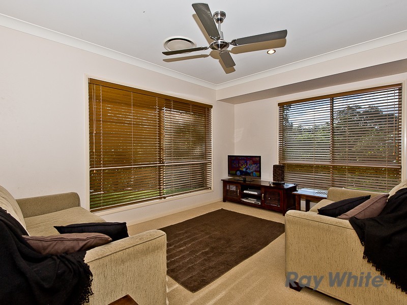 2 Springbook Court, Cashmere QLD 4500