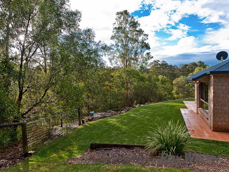 2 Springbook Court, Cashmere QLD 4500