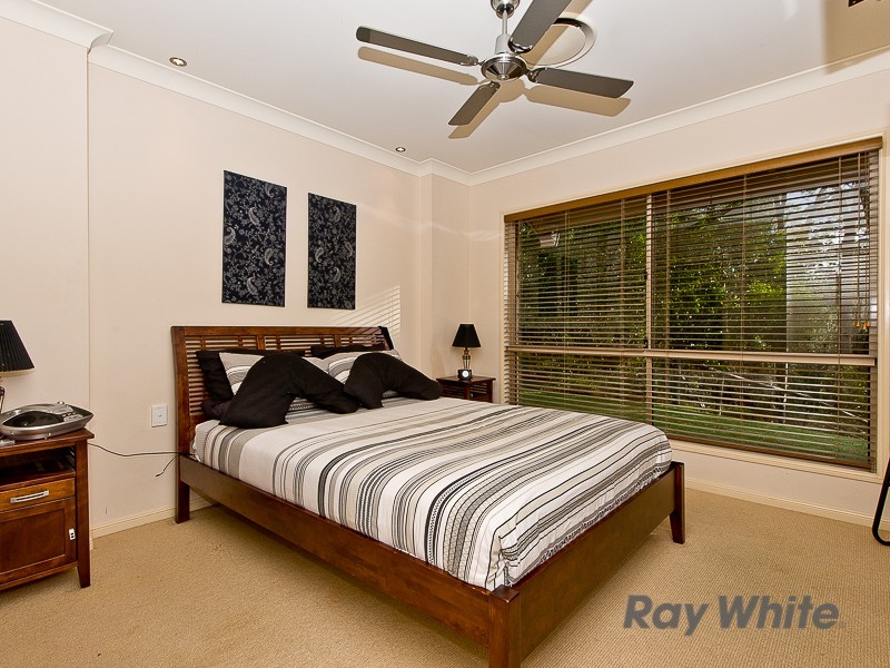 2 Springbook Court, Cashmere QLD 4500