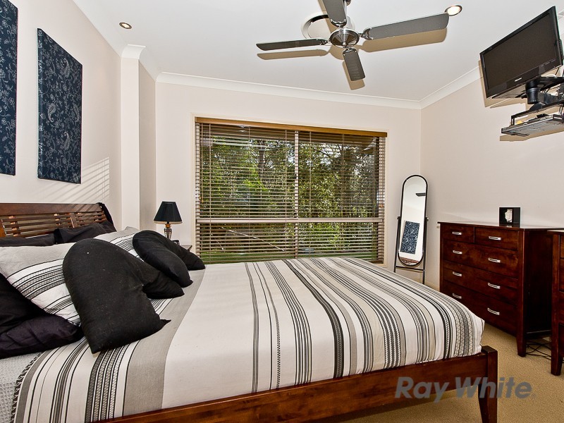 2 Springbook Court, Cashmere QLD 4500