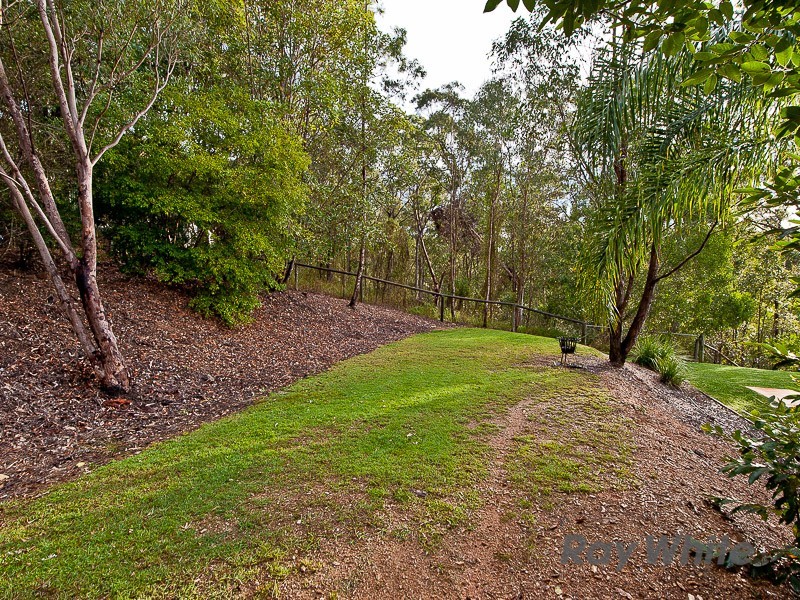 2 Springbook Court, Cashmere QLD 4500