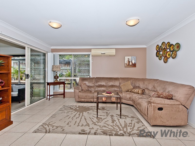6 Katelyn Court, Cashmere QLD 4500