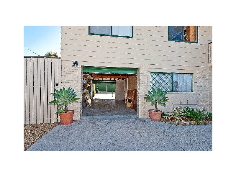 27 Melaleuca Drive, Strathpine QLD 4500