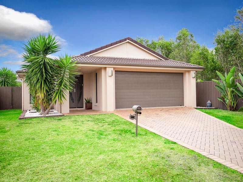 11 Flint Street, Bray Park QLD 4500